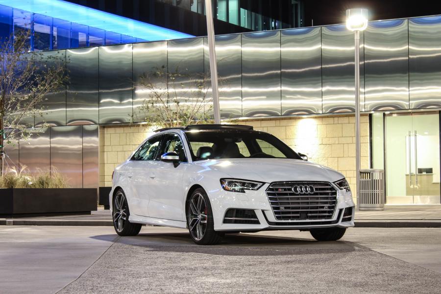  Audi S3 Sedan (8V) 2016 года  (NA) (фото 40 из 40)